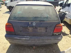 Foto de LUZ CENTRAL DE FRENO VOLKSWAGEN GOLF III (1H1)(11.1991) 1.6  (75 CV / 55 KW)