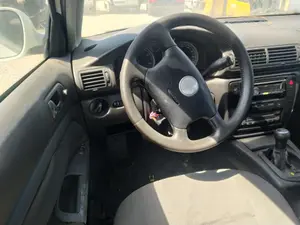 Foto de MANDO LIMPIA VOLKSWAGEN PASSAT BERLINA (3B3) 1.9 TDI (131 CV / 96 KW)