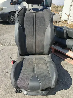 Foto de ASIENTO DELANTERO IZQUIERDO PEUGEOT 3008 1.5 Blue-HDI FAP (131 CV / 96 KW)