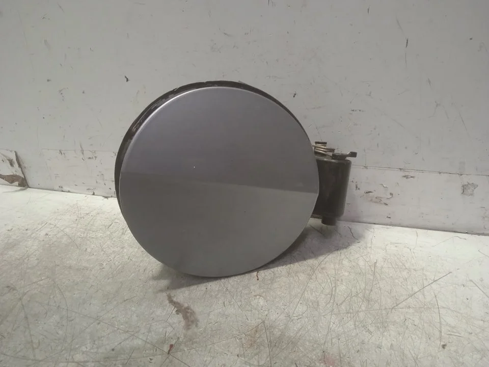 Foto de TAPA EXTERIOR COMBUSTIBLE AUDI A3 (8P1) referencia 8P0010346K