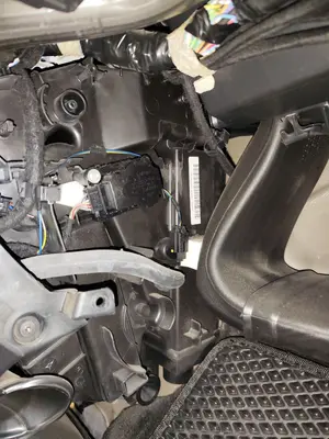 Foto de CALEFACCION ENTERA NORMAL CITROEN C8 2.0 HDi CAT (RHK / DW10UTED4) (120 CV / 88 KW)