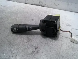 Foto de MANDO INTERMITENTES RENAULT CLIO IV GRANDTOUR 0.9 Energy (90 CV / 66 KW) referencia 255676085R