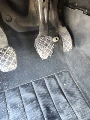 Foto de PEDAL FRENO SEAT IBIZA (6L1) 1.9 TDI (101 CV / 74 KW)