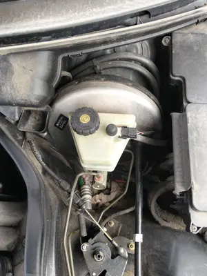 Foto de SERVOFRENO MERCEDES-BENZ CLASE E (BM 210) BERLINA 2.9 Turbodiesel CAT (129 CV / 95 KW) referencia A0044304130