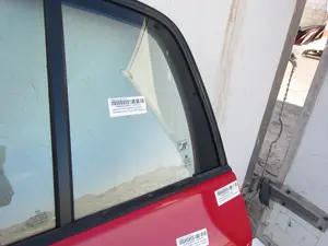 Foto de LUNA CUSTODIA TRASERA IZQUIERDA VOLKSWAGEN GOLF PLUS V (5M1) 1.6  (102 CV / 75 KW) referencia 43R00048