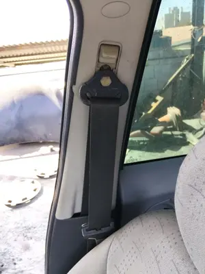 Foto de CINTURON SEGURIDAD DELANTERO DERECHO CITROEN C3 1.4 HDi (68 CV / 50 KW) referencia 8973SL