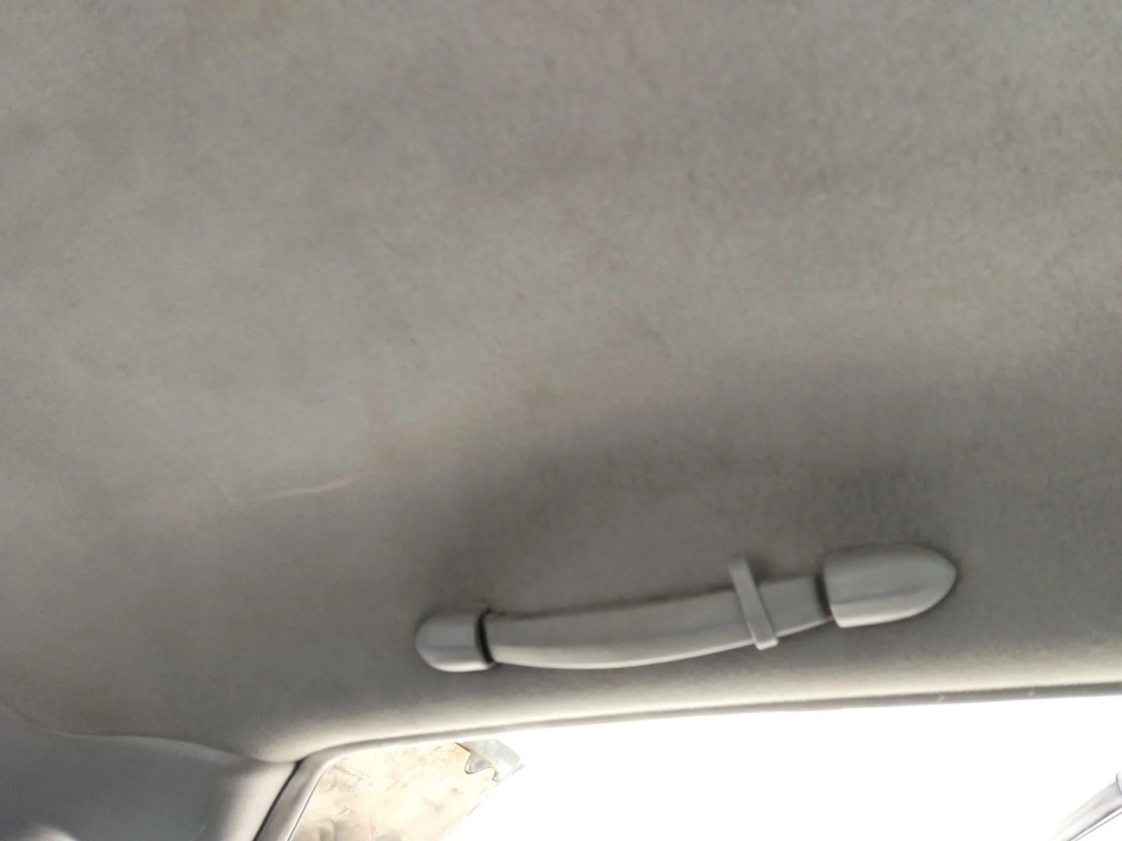 Foto de ASIDERO TECHO TRASERO IZQUIERDO HYUNDAI ELANTRA (XD) 2.0 CRDi CAT (113 CV / 83 KW) referencia 85340-2D600OI