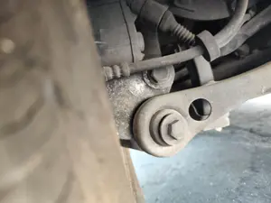 Foto de BRAZO SUSPENSION TRASERO IZQUIERDO AUDI A6 BERLINA (4F2) 2.0 TDI (140 CV / 103 KW) referencia 4F0505311M