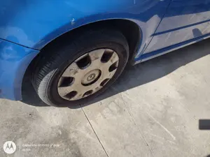 Foto de MANGUETA DELANTERA IZQUIERDA SKODA FABIA (6Y2/6Y3) 1.2  (54 CV / 40 KW) referencia 6Q0407256T