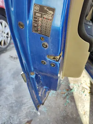 Foto de CERRADURA PUERTA DELANTERA IZQUIERDA RENAULT MEGANE II BERLINA 5P 1.5 dCi Diesel (101 CV / 74 KW) referencia 8200027776