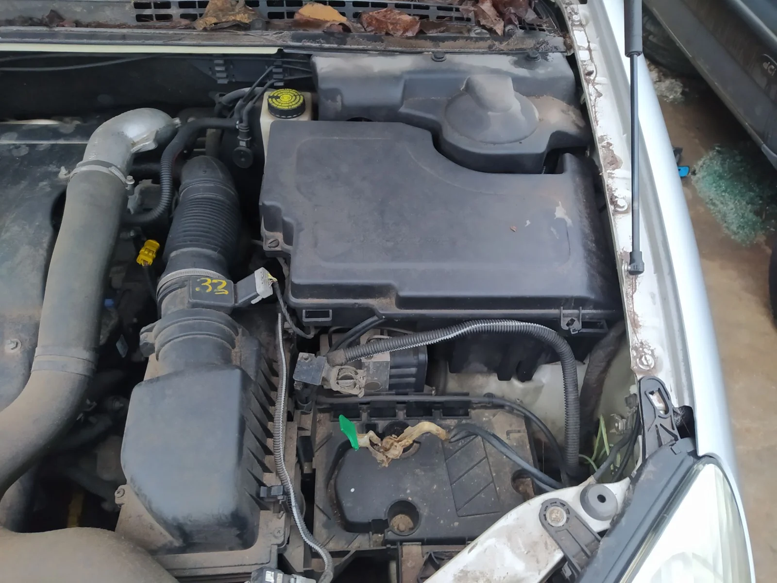 Foto de CAJA FILTRO AIRE CITROEN C5 BERLINA 2.0 HDi (109 CV / 80 KW) referencia 1427J3
