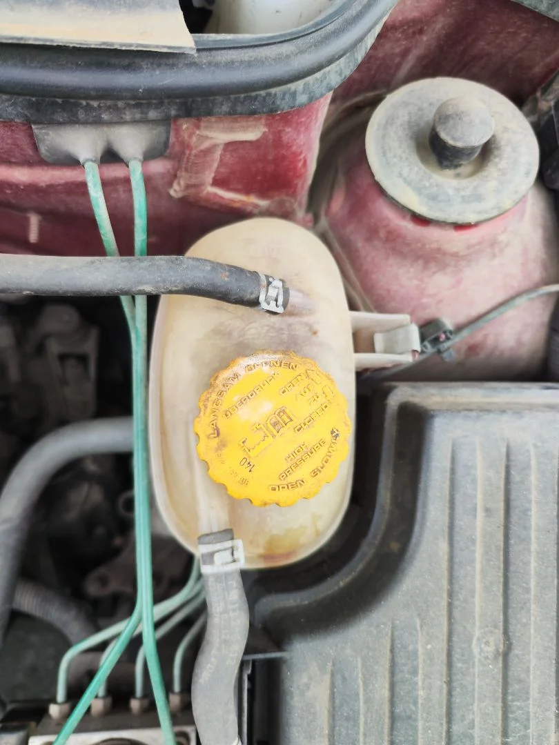 Foto de DEPOSITO EXPANSION OPEL CORSA C 1.2 16V CAT (Z 12 XEP / LB4) (80 CV / 59 KW) referencia 9129170