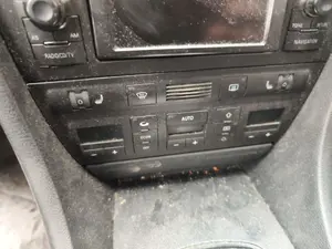 Foto de MANDO CALEFACCION / AIRE ACONDICIONADO AUDI A6 BERLINA (4B2) 2.5 V6 24V TDI (150 CV / 110 KW) referencia 4B0820043AHFKZ