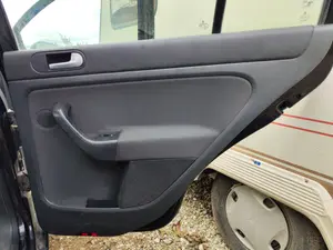 Foto de GUARNECIDO PUERTA TRASERA DERECHA VOLKSWAGEN GOLF PLUS V (5M1) 1.9 TDI (105 CV / 77 KW) referencia 5M0867212DCFKZ
