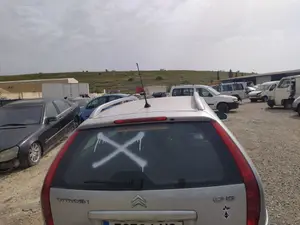 Foto de BASE DE ANTENA CITROEN C5 BREAK 2.0 HDi FAP CAT (RHR / DW10BTED4) (136 CV / 100 KW)