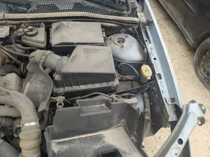Foto de CAJA PRECALENTAMIENTO FORD FOCUS BERLINA (CAK) 1.8 TDDI Turbodiesel CAT (90 CV / 66 KW)