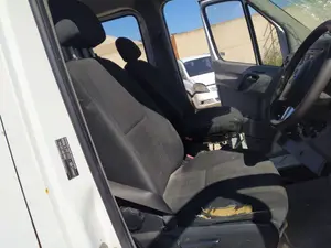 Foto de ASIENTO DELANTERO DERECHO MERCEDES-BENZ SPRINTER II CAMIÓN DOKA 2.1 CDI CAT (129 CV / 95 KW)