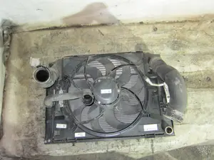Foto de ELECTROVENTILADOR BMW SERIE 1 BERLINA 5P (F20) 2.0 Turbodiesel (116 CV / 85 KW) referencia 17427640508 foto 2