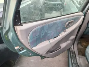 Foto de MANDO ELEVALUNAS TRASERO IZQUIERDO NISSAN ALMERA TINO (V10M) 1.8 16V CAT (114 CV / 84 KW)
