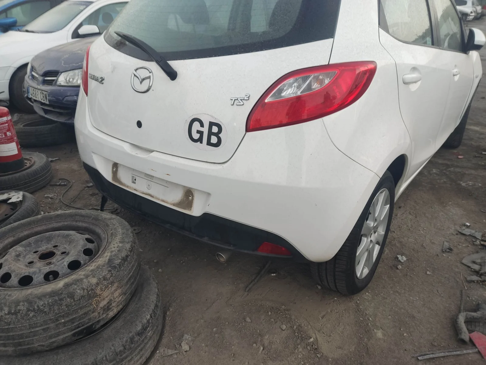 Foto de PARAGOLPES TRASERO MAZDA 2 BERLINA (DE) 1.3 16V CAT (75 CV / 55 KW)