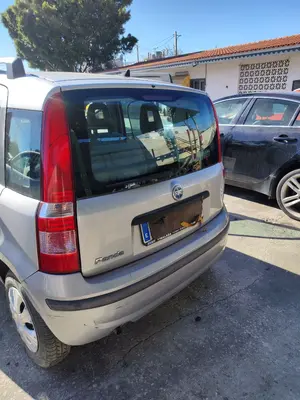 Foto de PORTON TRASERO FIAT II PANDA (169) 1.2 CAT (60 CV / 44 KW) referencia 0046827172