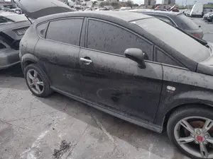 Foto de MANETA EXTERIOR DELANTERA DERECHA SEAT LEON (1P1) 2.0 TDI (140 CV / 103 KW) referencia 3B0837207F FKZ