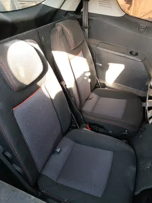 Foto de ASIENTOS TERCERA FILA FORD S-MAX (CA1) 2.0 TDCi CAT (131 CV / 96 KW)