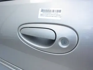 Foto de MANETA EXTERIOR DELANTERA IZQUIERDA CHRYSLER SEBRING JR 41 BERLINA 2.7 CAT (203 CV / 149 KW)