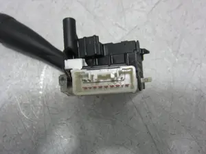 Foto de MANDO LUCES TOYOTA RAV4 (A2) referencia 42010173682 foto 2