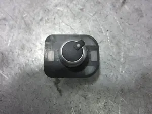 Foto de MANDO RETROVISOR AUDI A3 SEDÁN (8VM) 2.0 16V TDI (150 CV / 110 KW) referencia 8V0959650