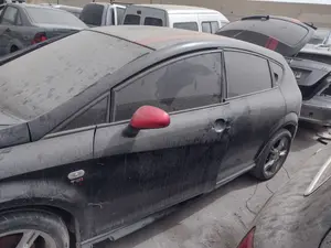 Foto de LUNA TRASERA IZQUIERDA SEAT LEON (1P1) 1.9 TDI (105 CV / 77 KW) referencia 1P0845205B