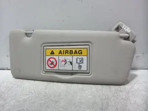 Foto de PARASOL DERECHO RENAULT FLUENCE 1.5 dCi Diesel FAP (110 CV / 81 KW) referencia 964005130R