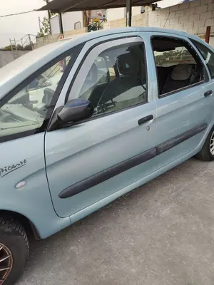 Foto de PUERTA DELANTERA IZQUIERDA CITROEN XSARA PICASSO 2.0 HDi CAT (RHY / DW10TD) (90 CV / 66 KW) referencia 9002L6 foto 2