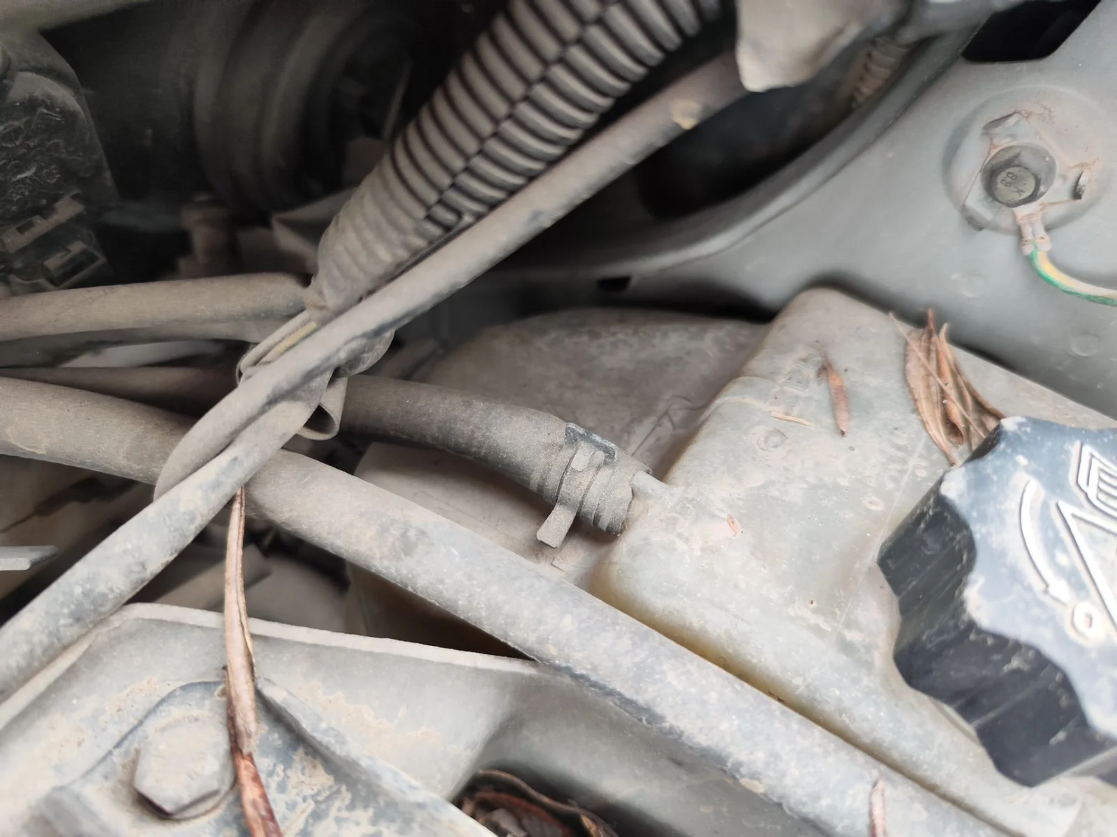 Foto de VALVULA AIRE ADICIONAL CITROEN XSARA PICASSO 2.0 HDi CAT (RHY / DW10TD) (90 CV / 66 KW) referencia 456561