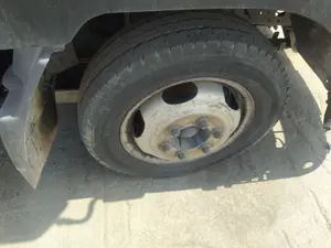 Foto de AMORTIGUADOR DELANTERO DERECHO MITSUBISHI CANTER 3.0 Diesel (125 CV / 92 KW)