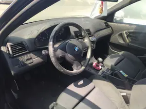 Foto de COLUMNA DIRECCION BMW SERIE 3 BERLINA (E46) 1.9 CAT (118 CV / 87 KW) referencia 32303450159