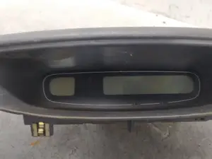 Foto de PANTALLA MULTIFUNCION RENAULT LAGUNA II (BG0) 1.9 dCi Diesel (120 CV / 88 KW) referencia 8200025909