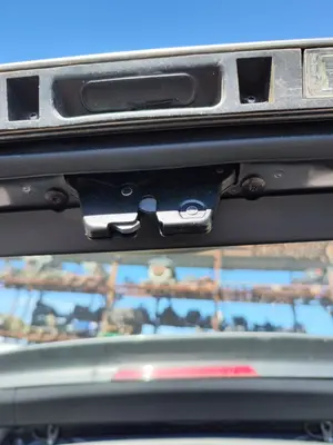 Foto de CERRADURA MALETERO / PORTON BMW SERIE X5 (E53) 3.0 Turbodiesel CAT (218 CV / 160 KW) referencia 51248408963