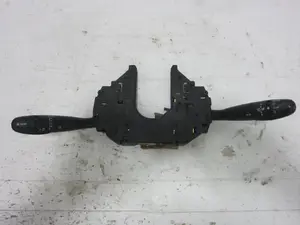 Foto de MANDO MULTIFUNCION CITROEN C5 BERLINA 2.0 HDi FAP (140 CV / 103 KW) referencia 96720602XT