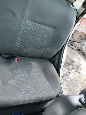 Foto de ASIENTO TRASERO MEDIO OPEL CORSA C 1.2 16V CAT (Z 12 XE / LW4) (75 CV / 55 KW)