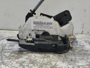 Foto de CERRADURA PUERTA DELANTERA IZQUIERDA VOLKSWAGEN GOLF VII (5G1/BE1) 2.0 TDI (184 CV / 135 KW) referencia 5K1837015D