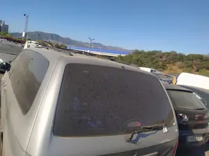 Foto de GUARNECIDO PORTON TRASERO KIA CARNIVAL II (FL) 2.9 CRDi CAT (144 CV / 106 KW)