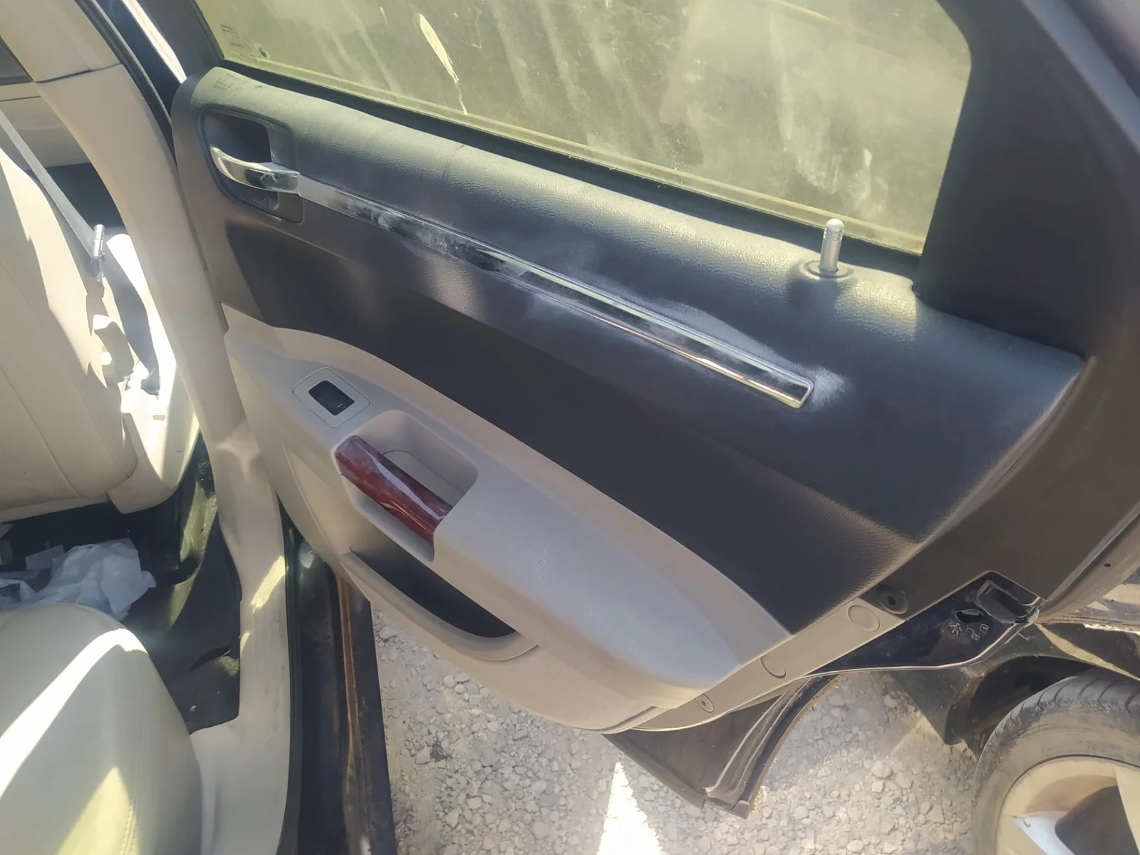 Foto de GUARNECIDO PUERTA TRASERA DERECHA CHRYSLER 300C (LE/LX) 3.0 CRD CAT (218 CV / 160 KW) referencia 05166800AA