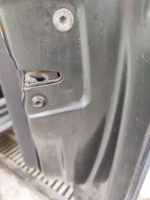 Foto de CERRADURA PUERTA DELANTERA DERECHA SEAT IBIZA (6L1) 1.9 TDI (101 CV / 74 KW) referencia 7E1837016A
