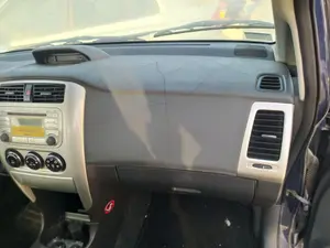 Foto de GUANTERA SUZUKI LIANA (RH/ER) 1.4 16V DDiS Diesel CAT (90 CV / 66 KW)