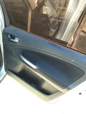 Foto de GUARNECIDO PUERTA TRASERA DERECHA FORD S-MAX (CA1) 2.0 TDCi CAT (131 CV / 96 KW) referencia 1694356
