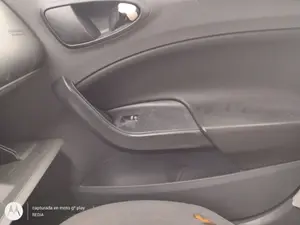 Foto de MANDO ELEVALUNAS DELANTERO DERECHO SEAT IBIZA BERLINA (6J5) 1.4 16V (86 CV / 63 KW)