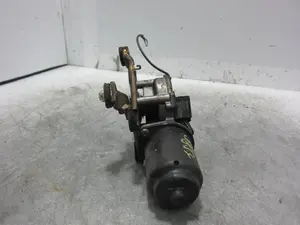 Foto de MOTOR LIMPIA DELANTERO SUZUKI IGNIS (RM/MH) 1.3 DDiS Diesel CAT (69 CV / 51 KW) referencia 3810180G01000 foto 4