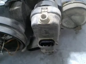 Foto de FARO IZQUIERDO RENAULT MEGANE II BERLINA 5P 1.5 dCi Diesel (82 CV / 60 KW) referencia 8200073220J foto 10