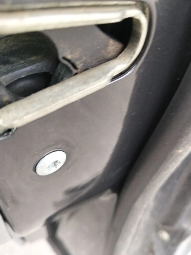 Foto de CERRADURA PUERTA DELANTERA IZQUIERDA MERCEDES-BENZ CLASE E (BM 210) BERLINA referencia A2027204135